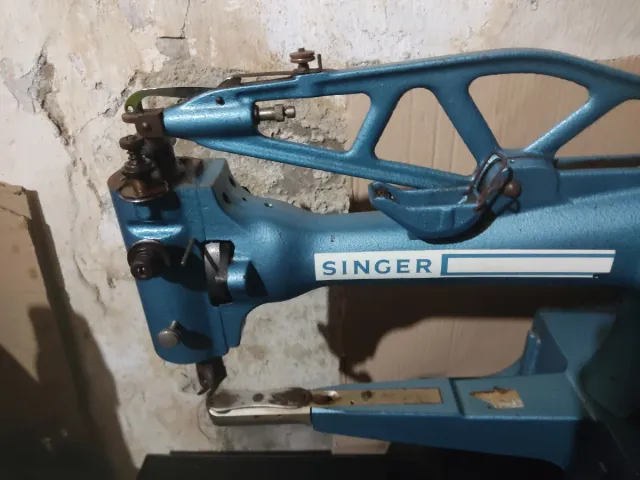 Máquina de coser profesional Singer Zapatero