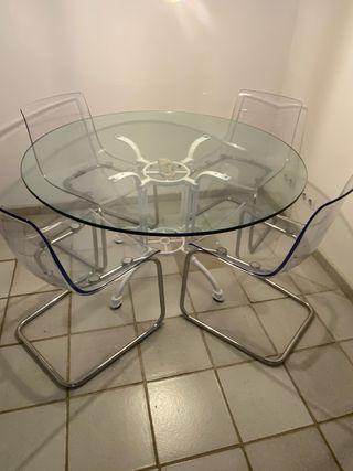 Tavolo rotondo in vetro 125 cm e sedie