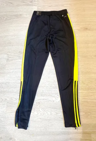 Pantalón Adidas t.34