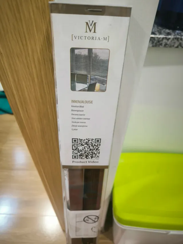 persiana Victoria-M efecto madera