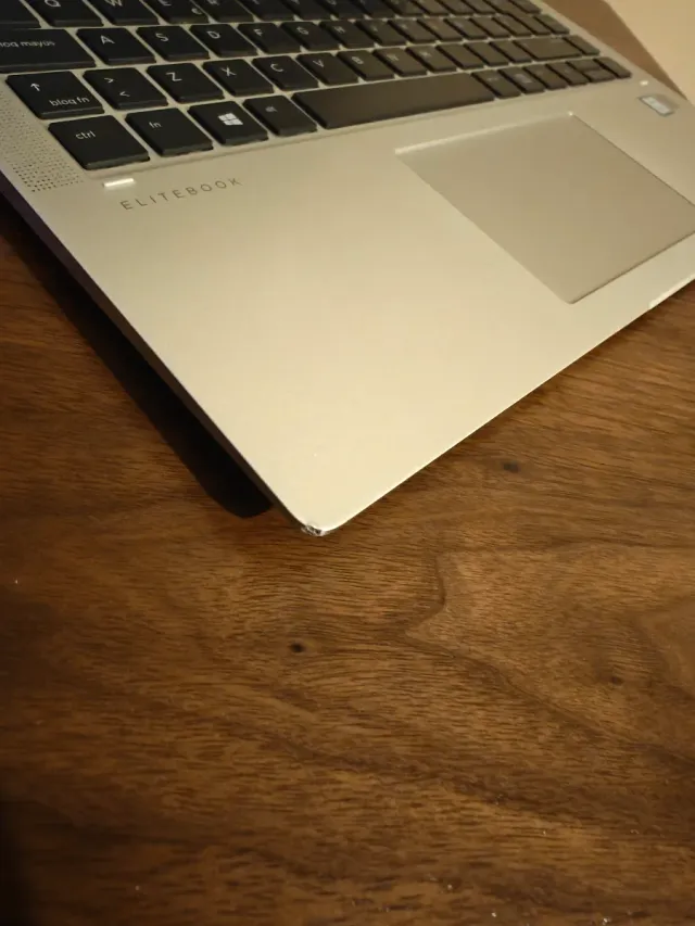 HP EliteBook x360 1040 G5 | i5 8ªG | 16Gb | 240Gb