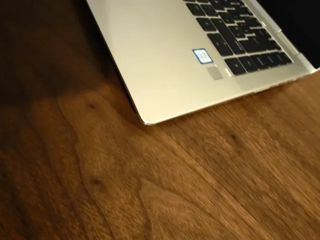 HP EliteBook x360 1040 G5 | i5 8ªG | 16Gb | 240Gb