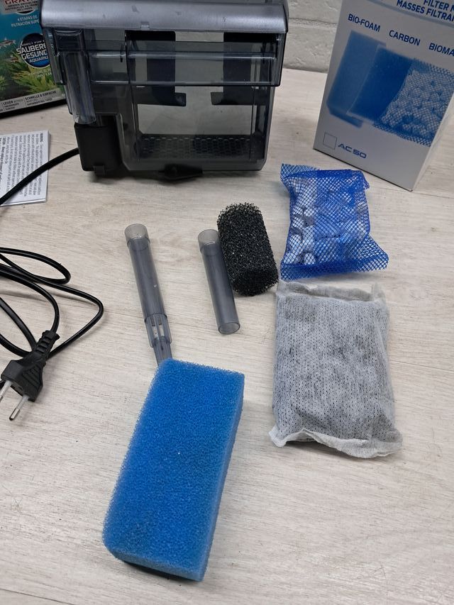 Filtro a zaino Fluval AquaClear AC50 per acquario