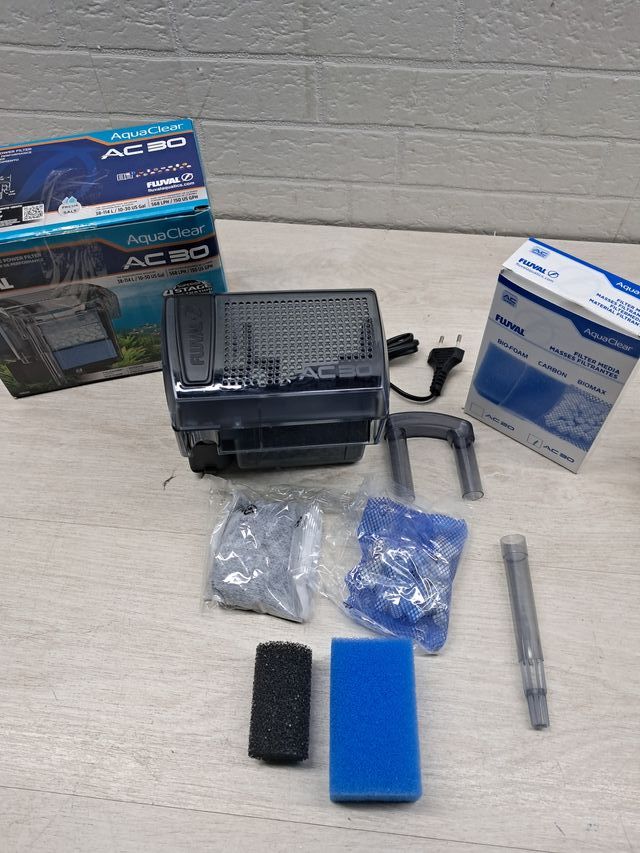 Filtro a zaino Fluval per acquario AC30