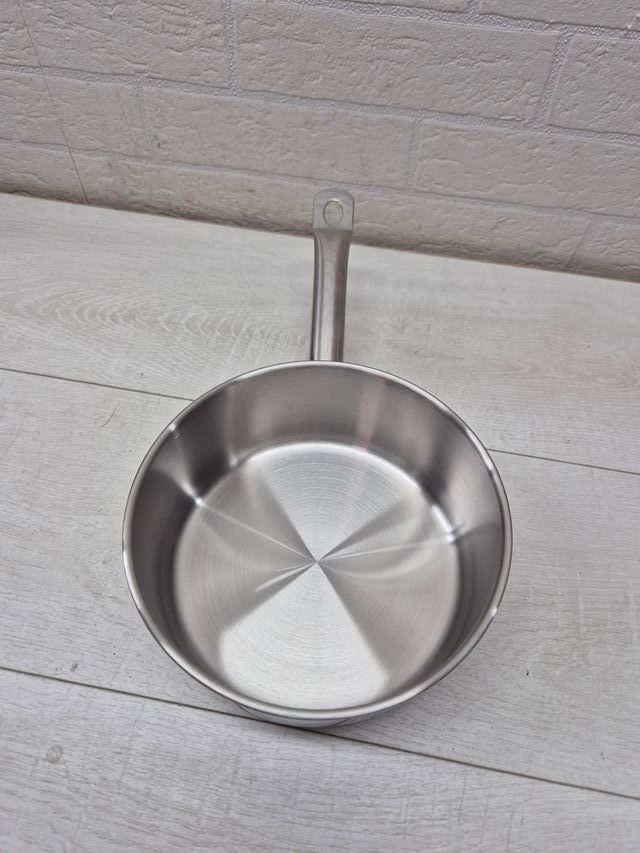 Cazo de acero 18 cm BRA PROFESIONAL