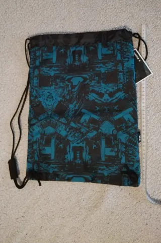 Mochila Busquets juvenil asas cuerda.