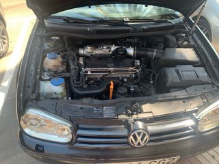 Volkswagen Golf 2003