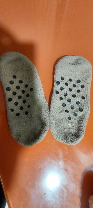 Patucos niña talla 37