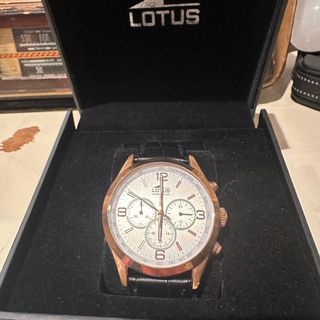 Reloj Lotus Cronógrafo Dorado