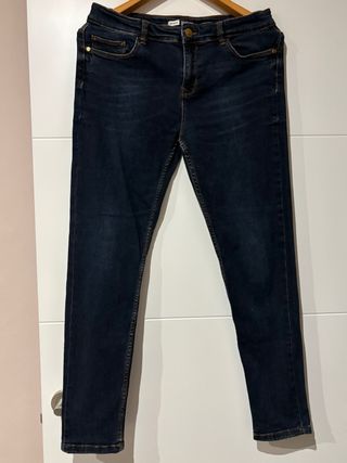 Pantalón vaquero Stradivarius Skinny