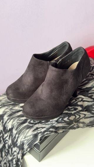 Botines ante negro Talla 38