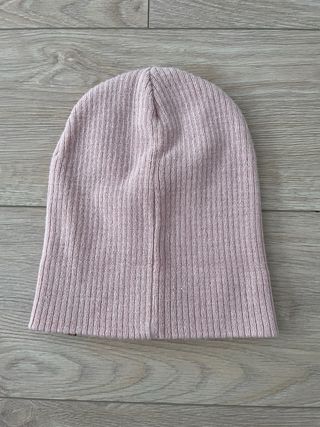 Gorro rosa tejido cómodo casual