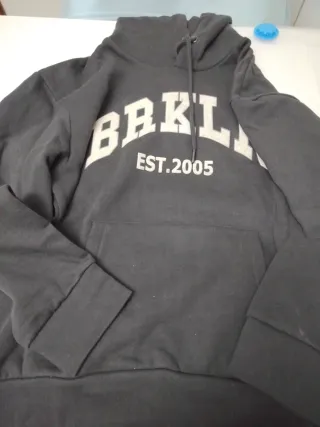 Sudadera Springfield y Camiseta Nike