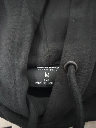 Sudadera Springfield y Camiseta Nike