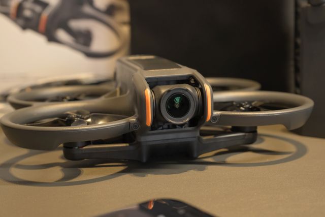 DJI Avata 2 Fly More Combo (sin Gafas/RC)