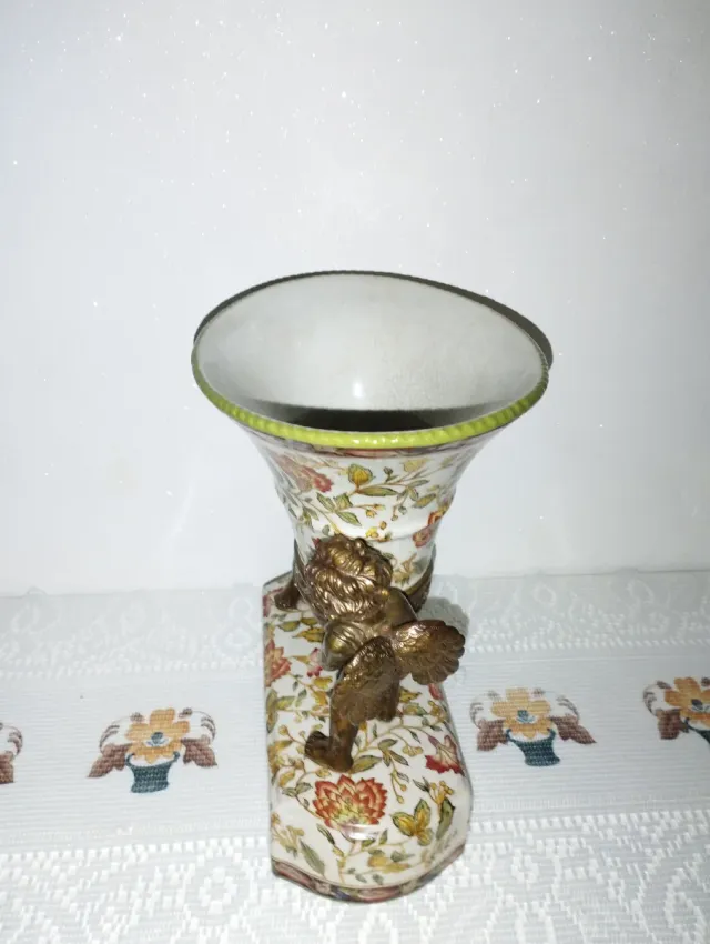 Jarrón Chino Cerámica y Metal