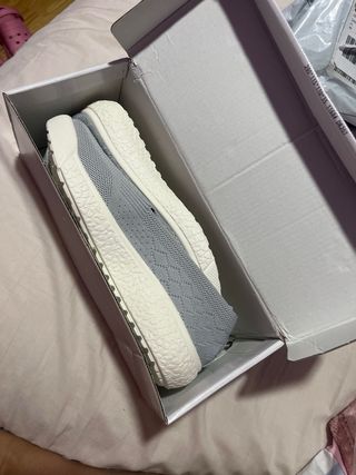 Zapatos cómodos grises talla 39