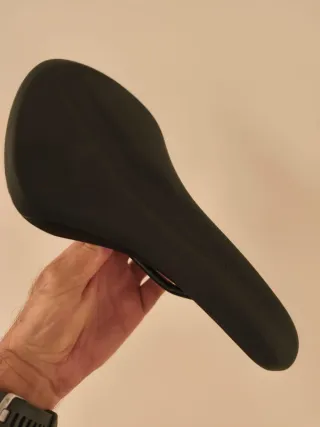 Sillín bici carretera Fizik hombre