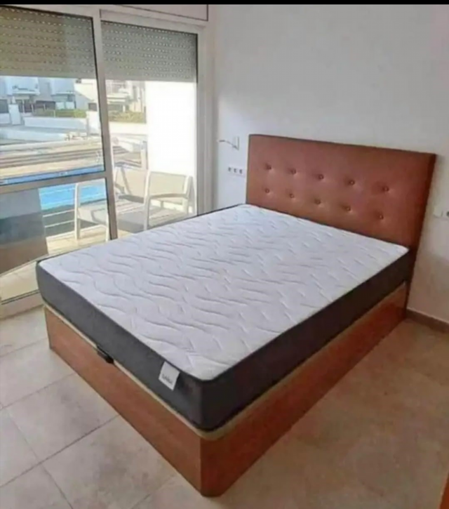 Canapés + colchones nuevos – montaje incluido