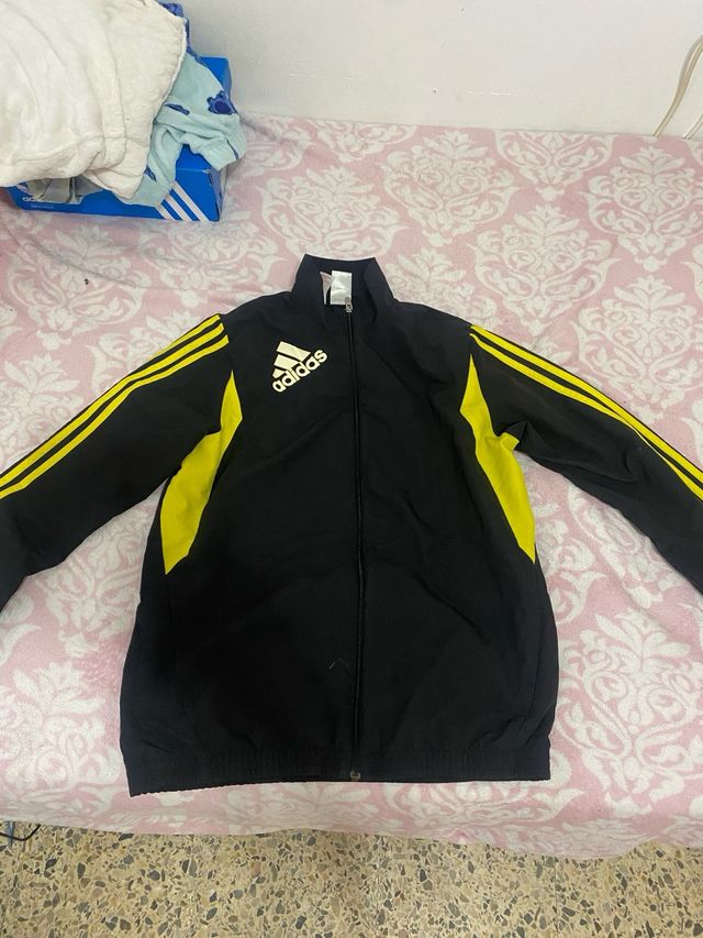 Sudadera Adidas Negra y Amarilla