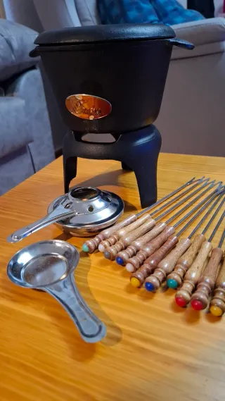 Juego Fondue Hierro Fundido 16 Piezas