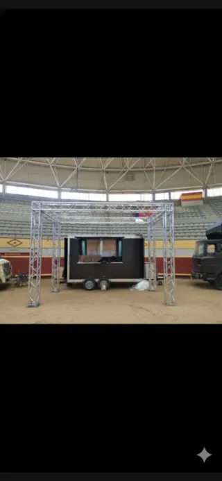 Foodtruck de hamburguesas y truss