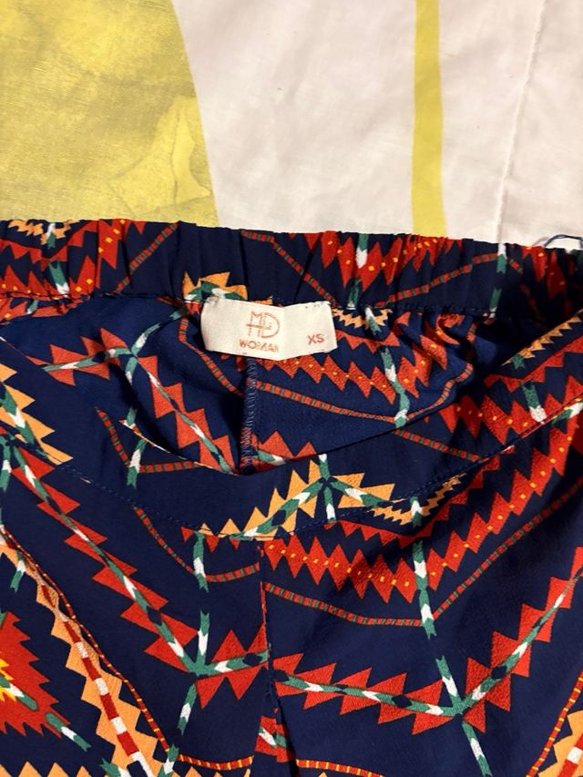 Pantalones anchos estampados