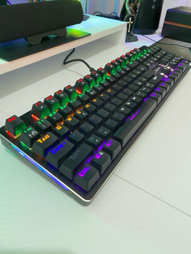Teclado Mars Gaming MK4 RGB