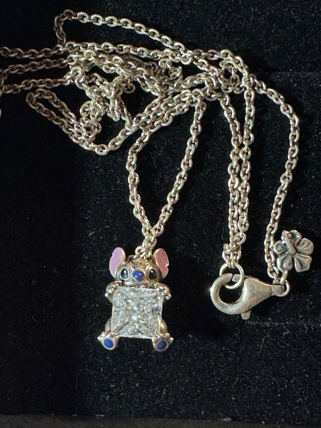 Collar Pandora Stitch con Circonita