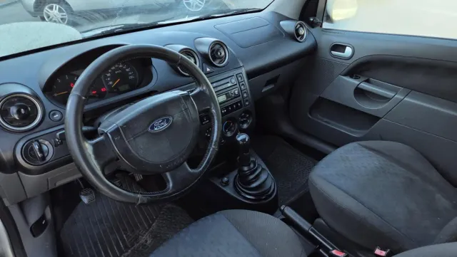 Ford Fiesta 2003