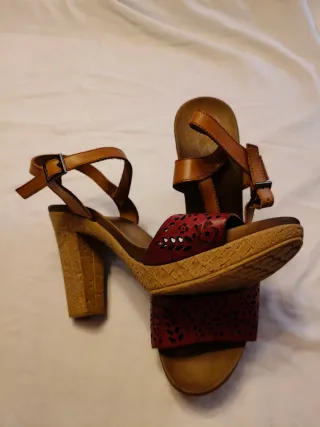 Sandalias cuña florales talla 39