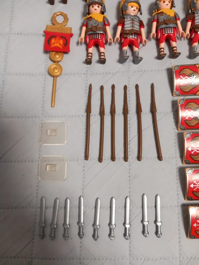 Playmobil 9 soldados romanos armados