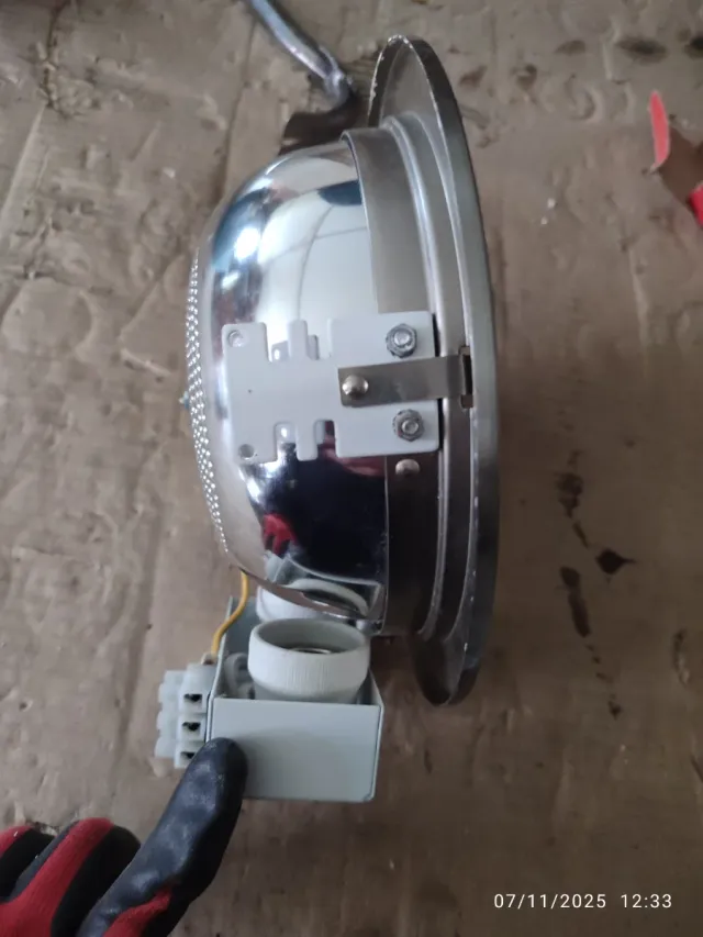 Foco empotrable Massive