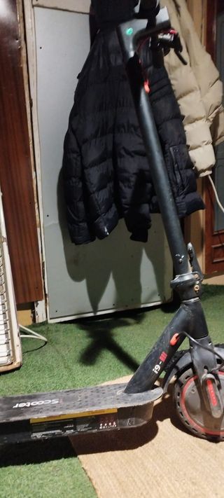 Patinete Eléctrico Negro