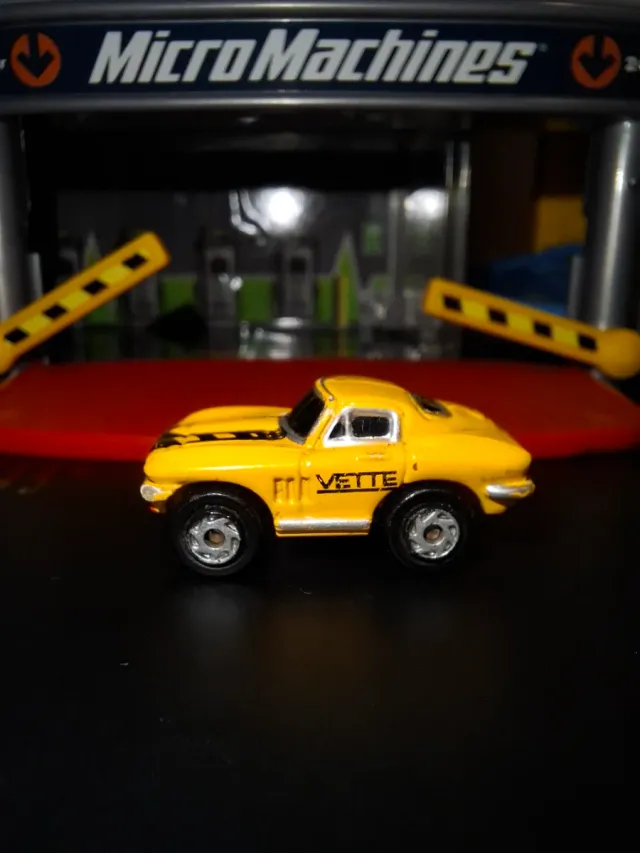 Micro Machines Galoob de 1986 "Chevy Corvette '64"