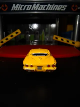 Micro Machines Galoob de 1986 "Chevy Corvette '64"
