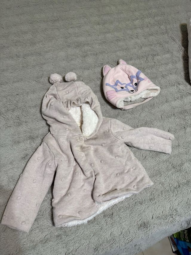 Abrigo y gorro niña 80 cm