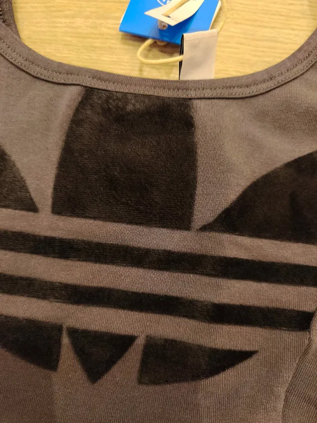 Crop top Adidas t.XXS