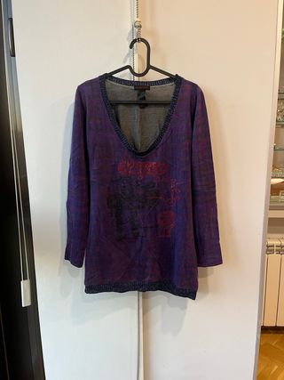 Camiseta Custo Barcelona Morada Manga Larga