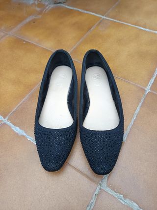 Bailarinas negras con pequeña pedrería