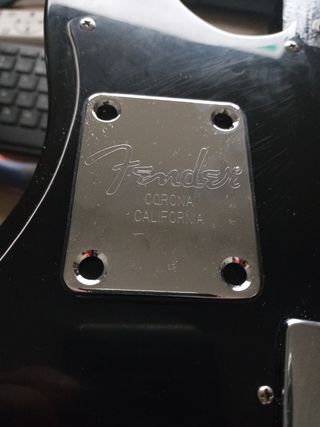 cuerpo guitarra zurdos