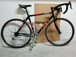 Bici da corsa CBT in carbonio, taglia M
