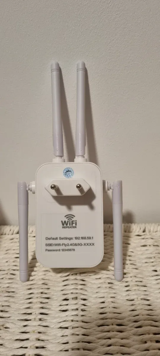 Ripetitore WiFi DG 2.4GHz e 5GHz