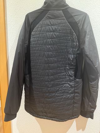 Chaqueta Quechua Hombre Negra y Roja