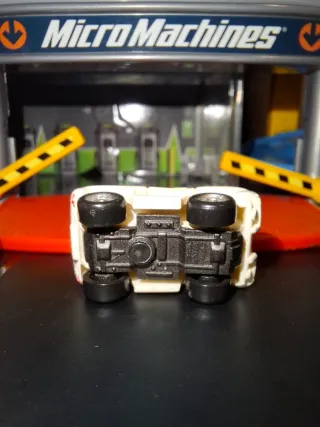 Micro Machines Galoob de 1986 "Chevy Corvette '64