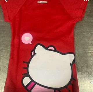 T-shirt Hello Kitty 5 anos vermelha nova