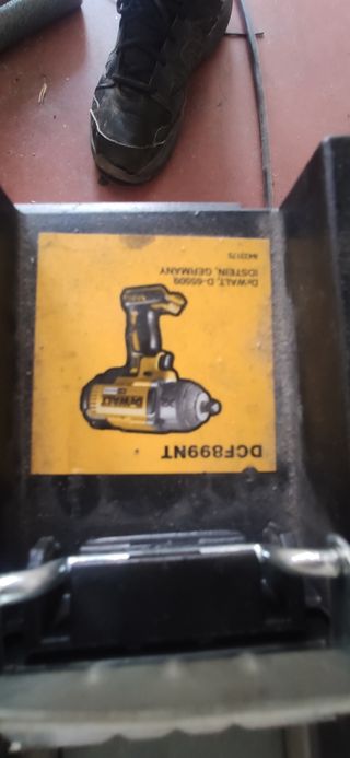 Pistola de impacto DeWalt 18V DCF899