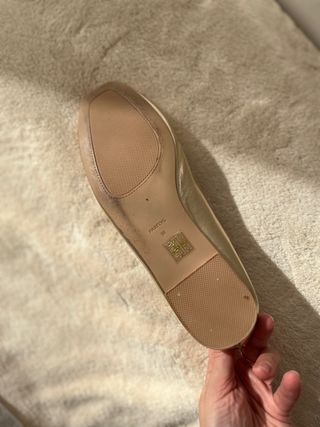 Bailarinas doradas con lazo