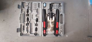 Remachadora de tuercas NCG