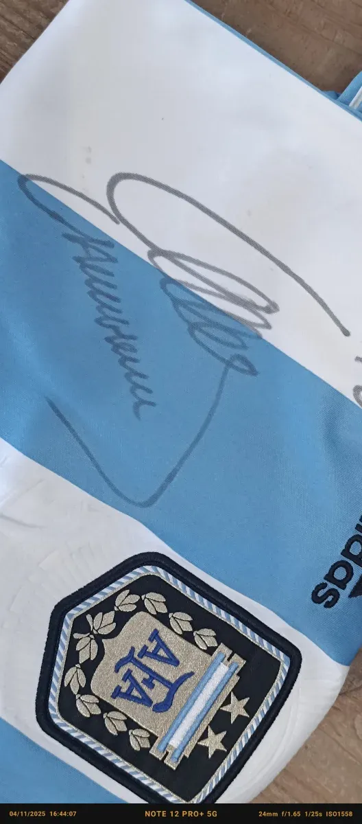 ULTIMI GIORNI Maglia Argentina firmata da Mascherano